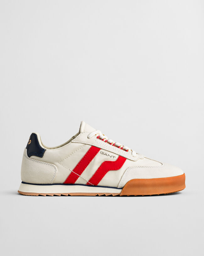 Ténis em camurça Baylle