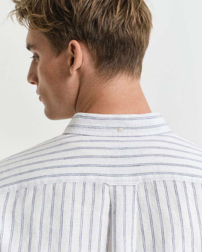 Camisa de linho &agrave;s riscas regular fit