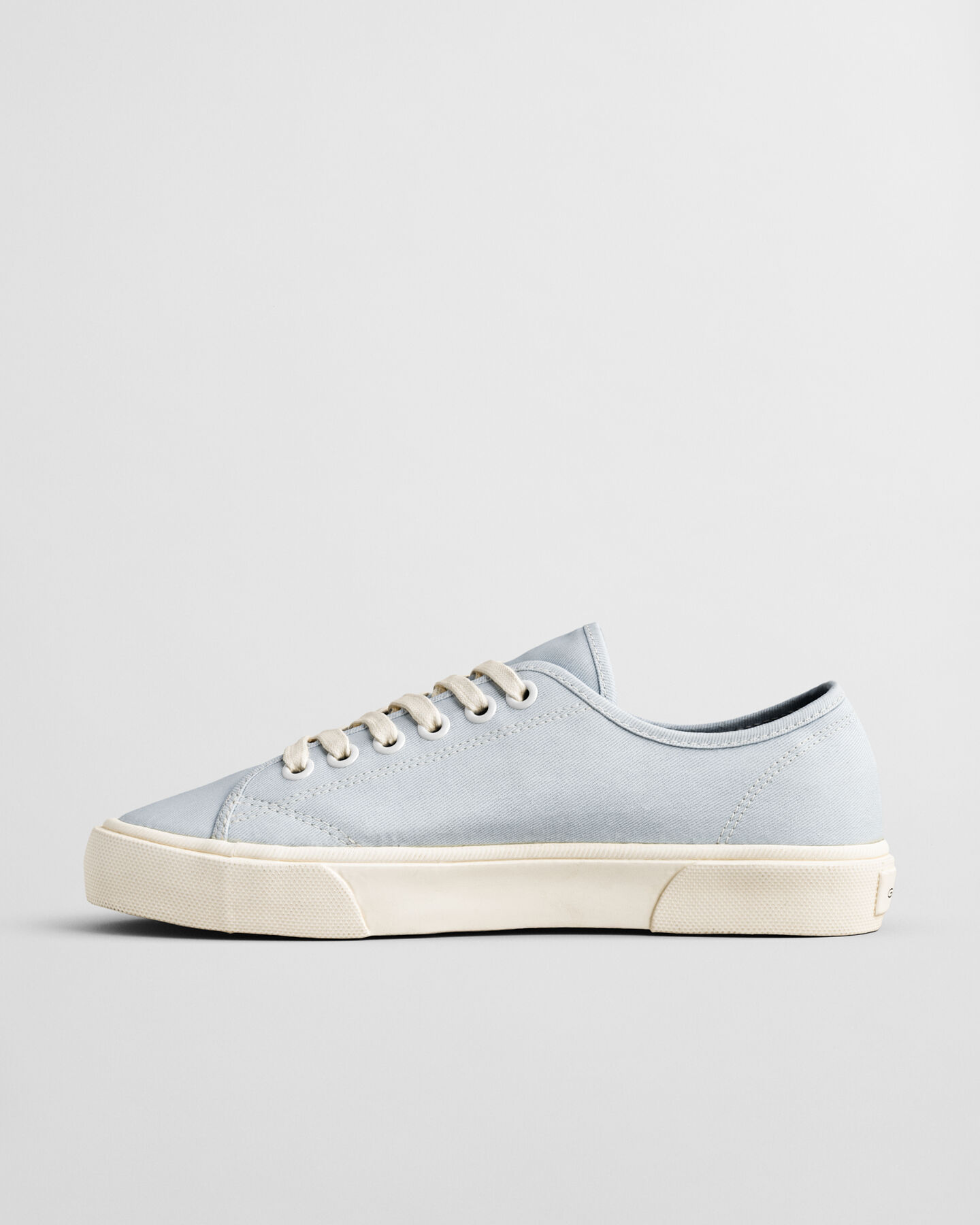 T&eacute;nis tipo sapatilhas de gin&aacute;stica em algod&atilde;o Zoewill