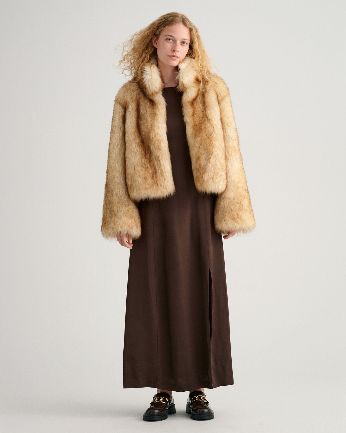 Vestido maxi com costas abertas