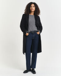 Calças de ganga com elastano e perna a direito