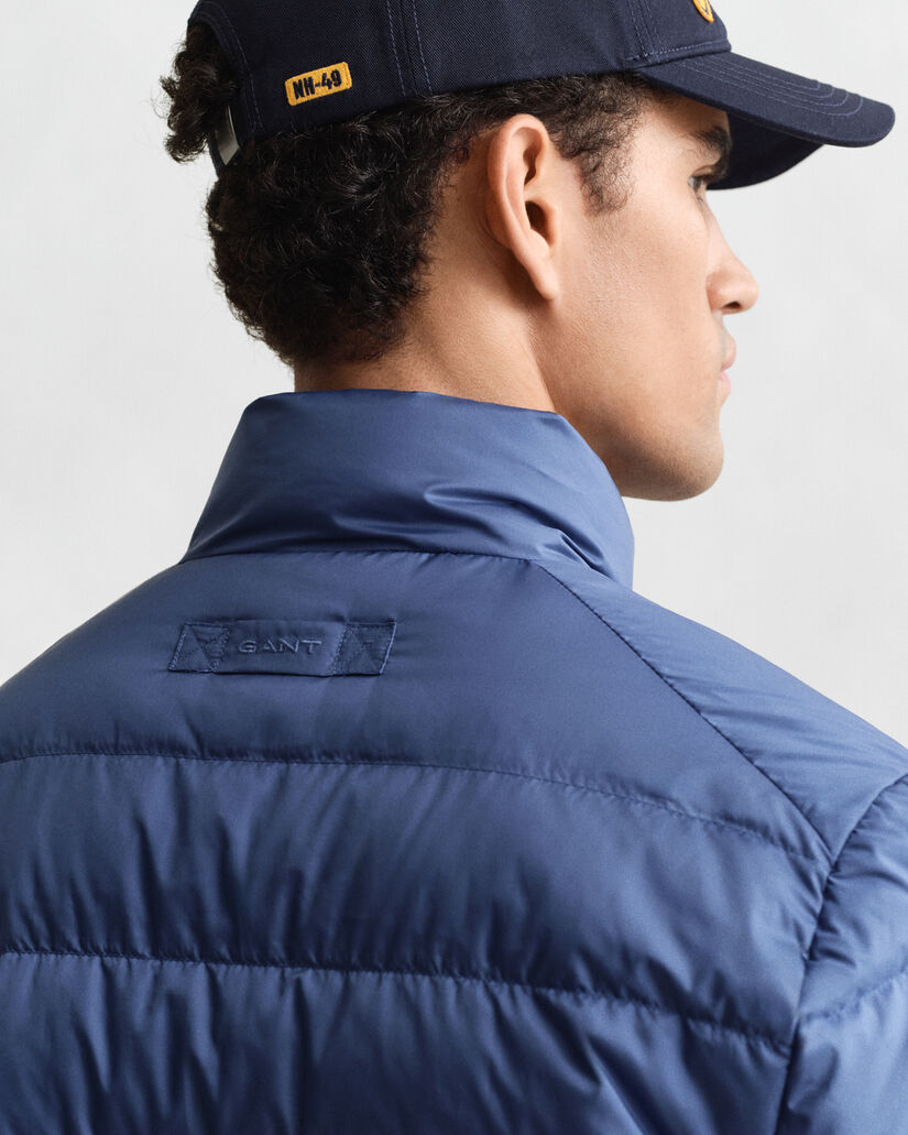 Blusão de penas leve