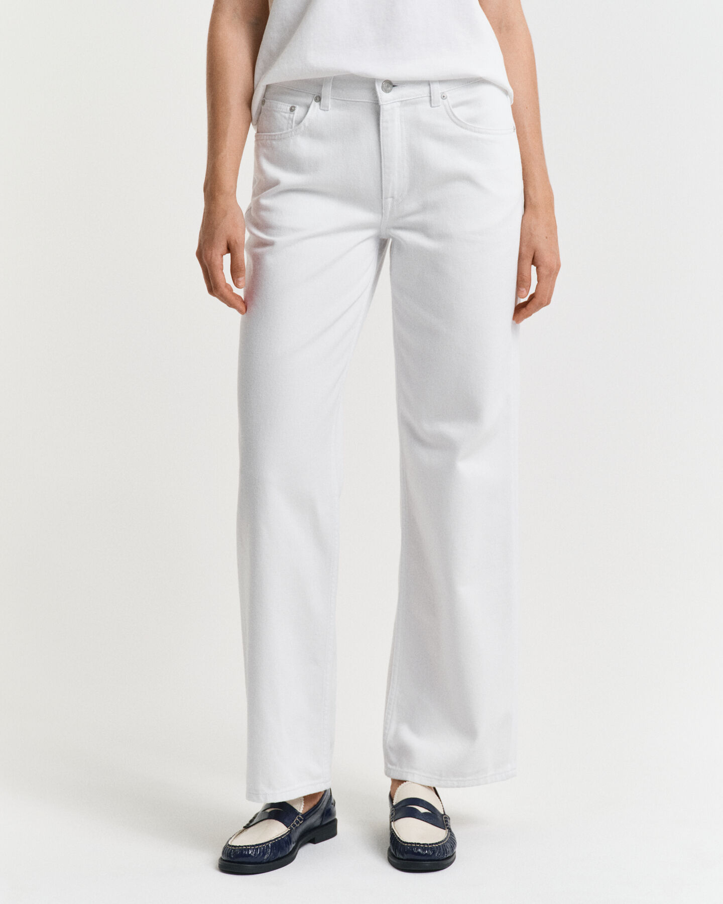 Calças de ganga brancas com perna a direito relaxed fit