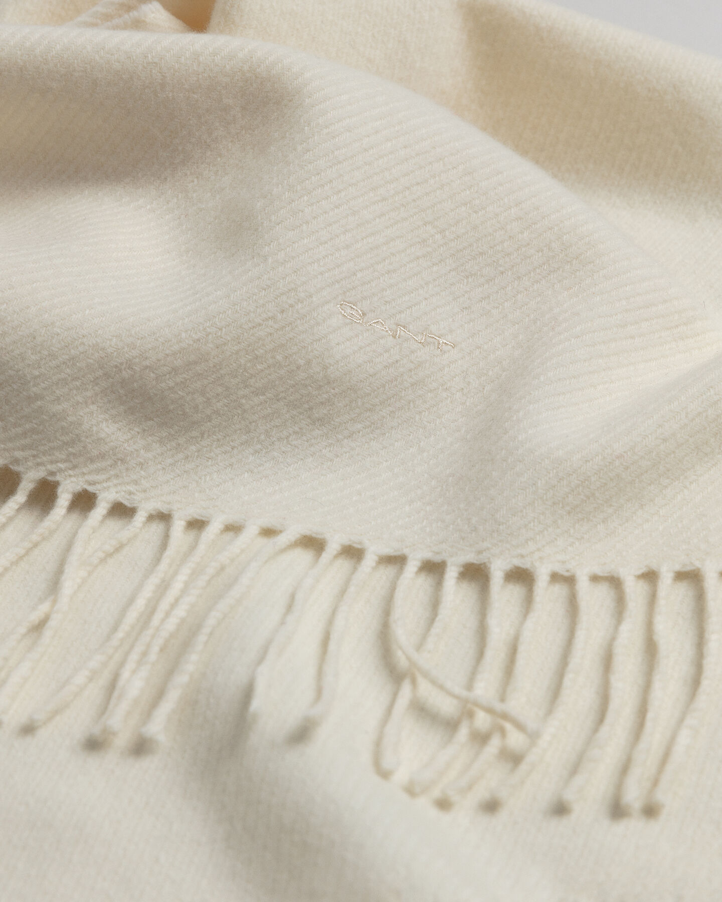 Cachecol em l&atilde; sarjada