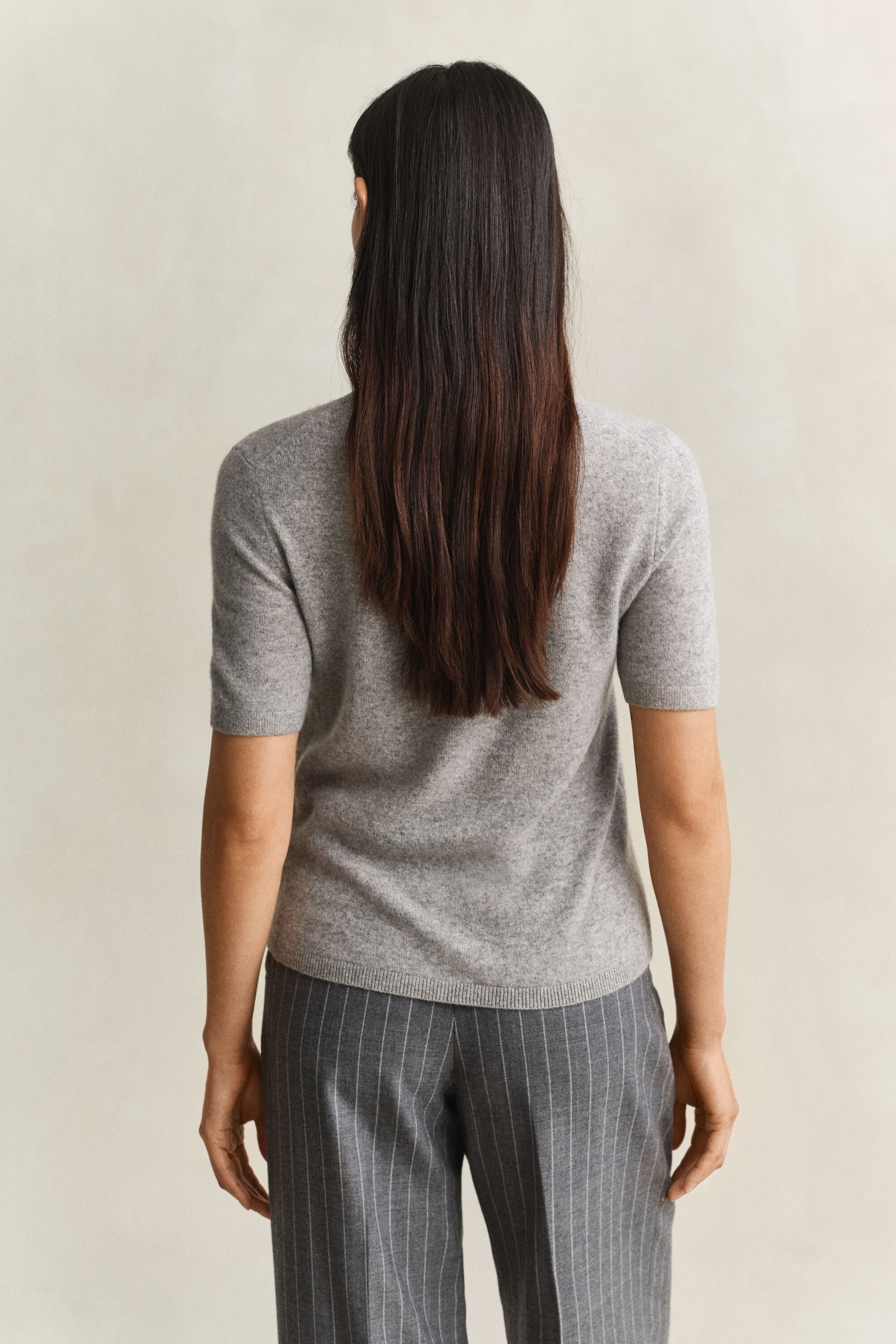 Camisola de malha com manga curta em caxemira