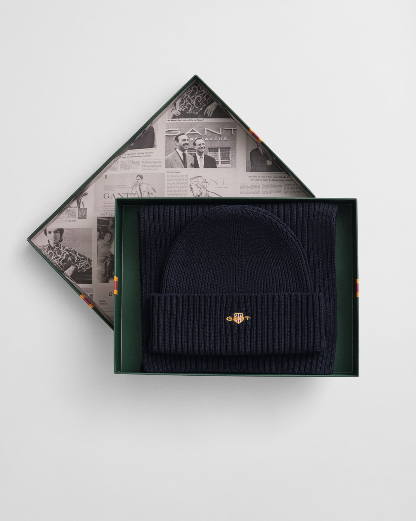 Conjunto de oferta com gorro e cachecol Shield