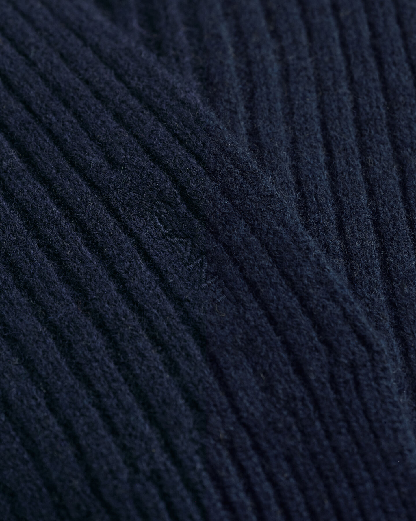 Cachecol em malha de lã fina