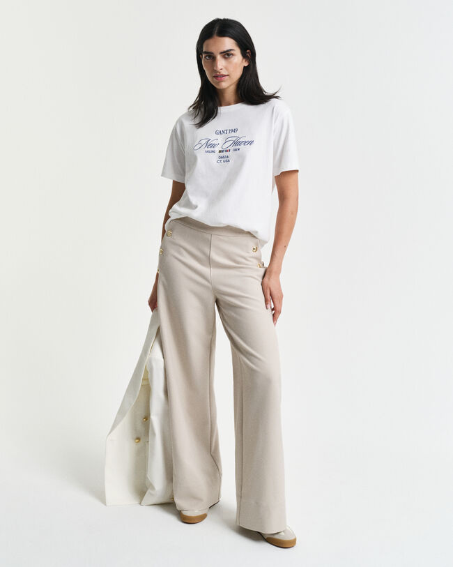 Calças com cintura subida com botões