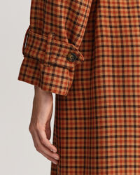 Gabardina com padrão de xadrez