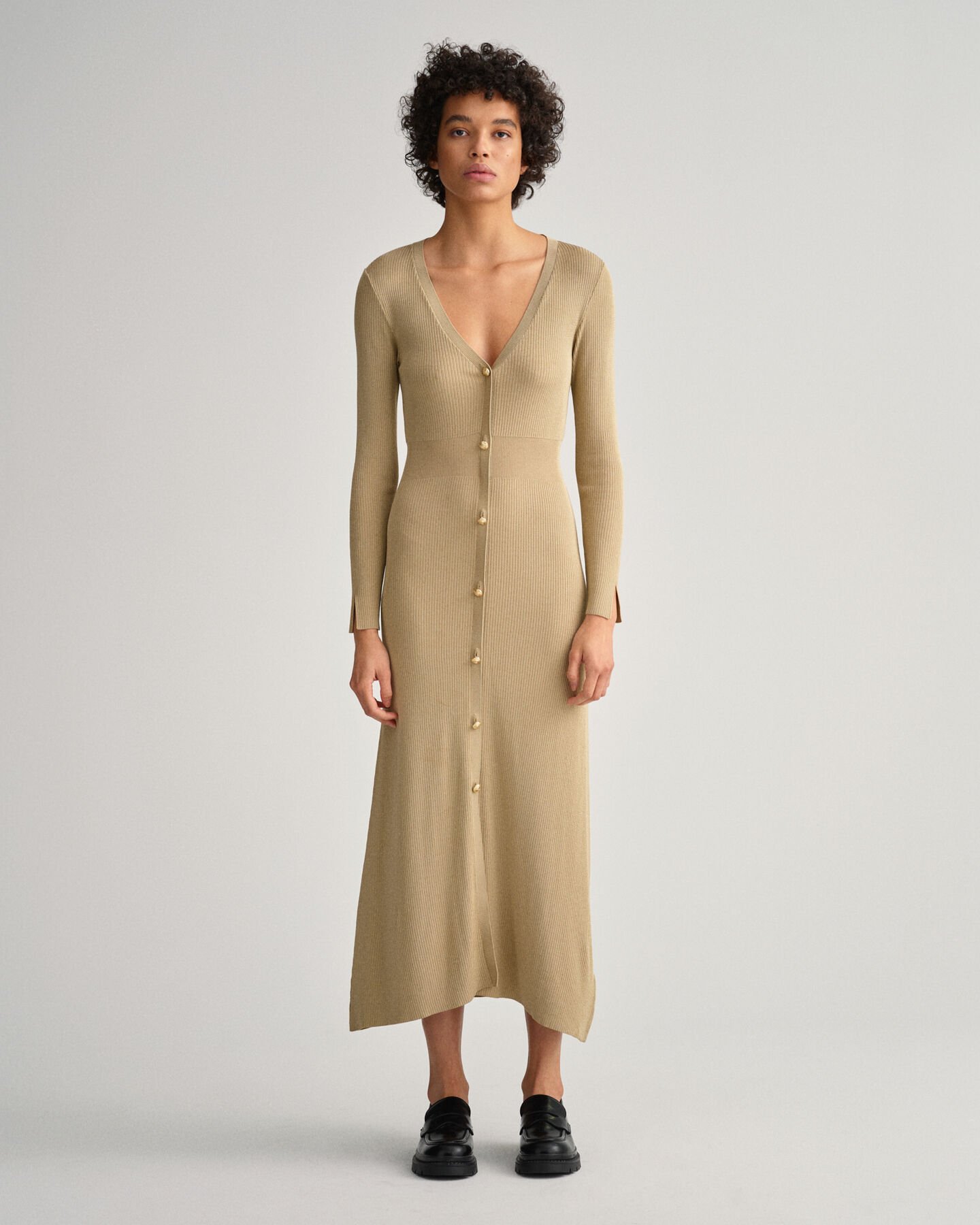 Vestido estilo casaco de malha canelada