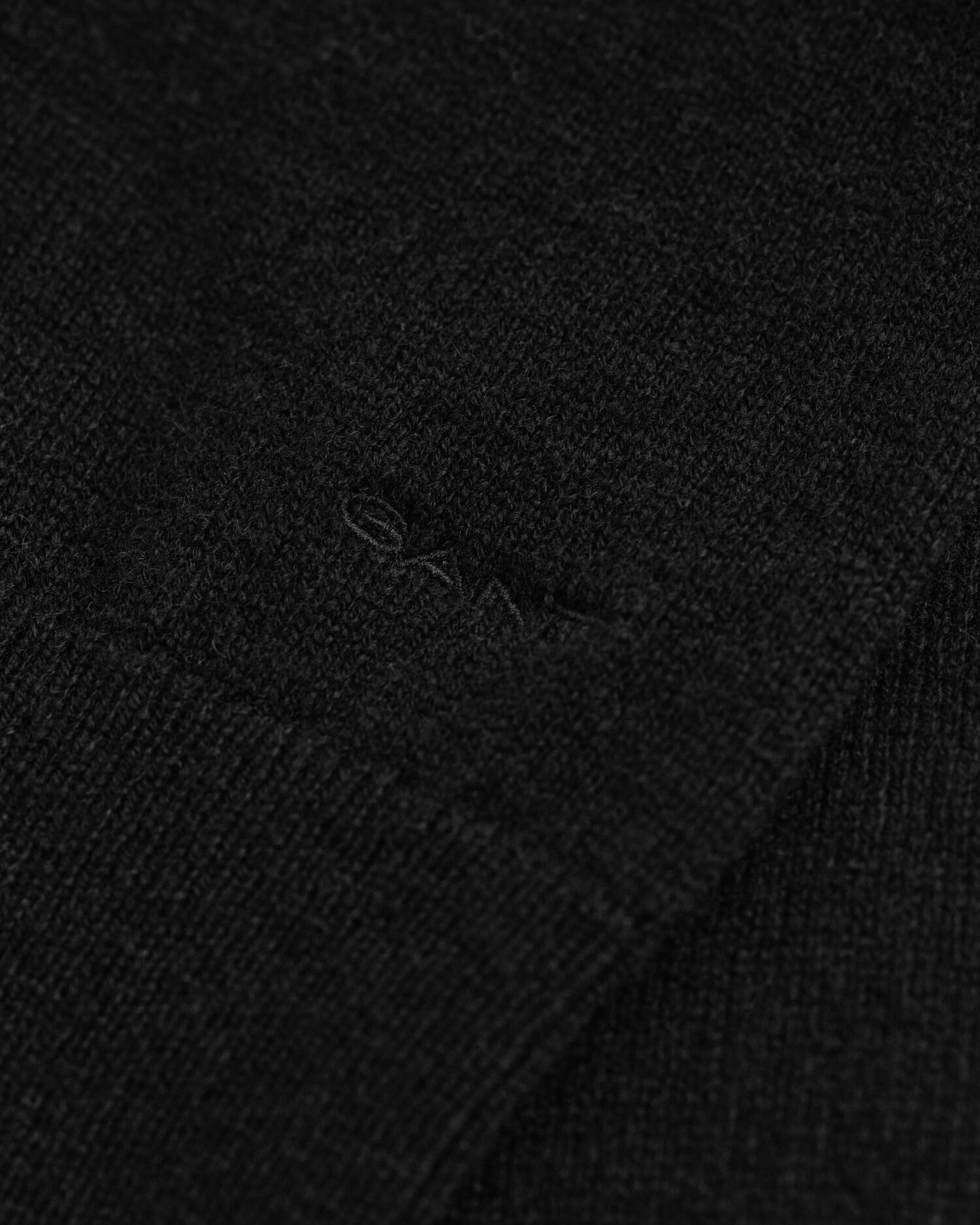 Casaco de malha em lã extrafina