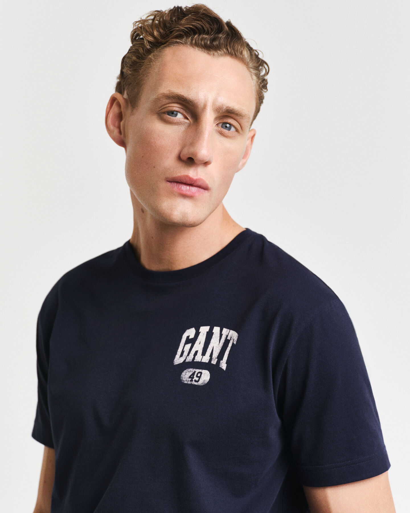 T-shirt GANT 49 Arch Graphic