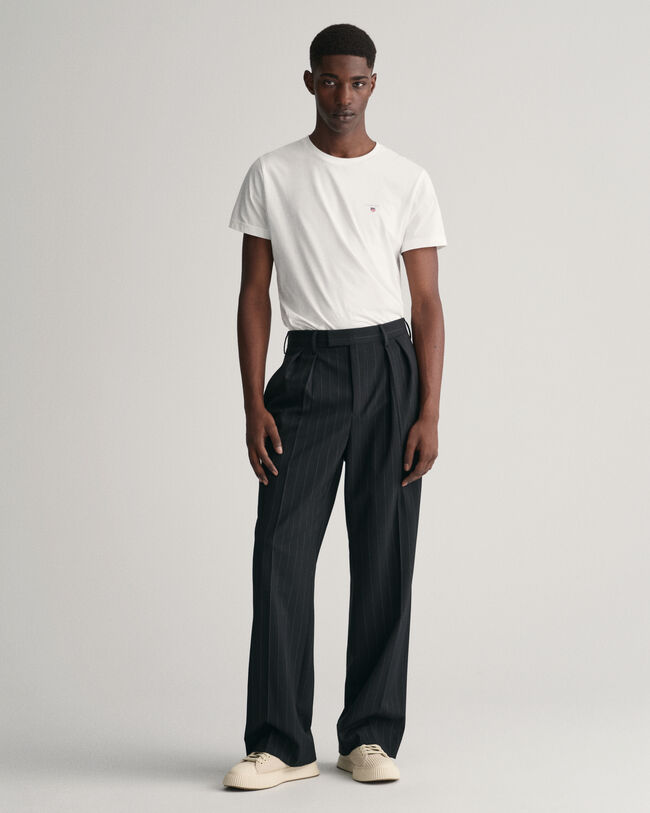 Calças de fato com padrão Pinstripe e pregas