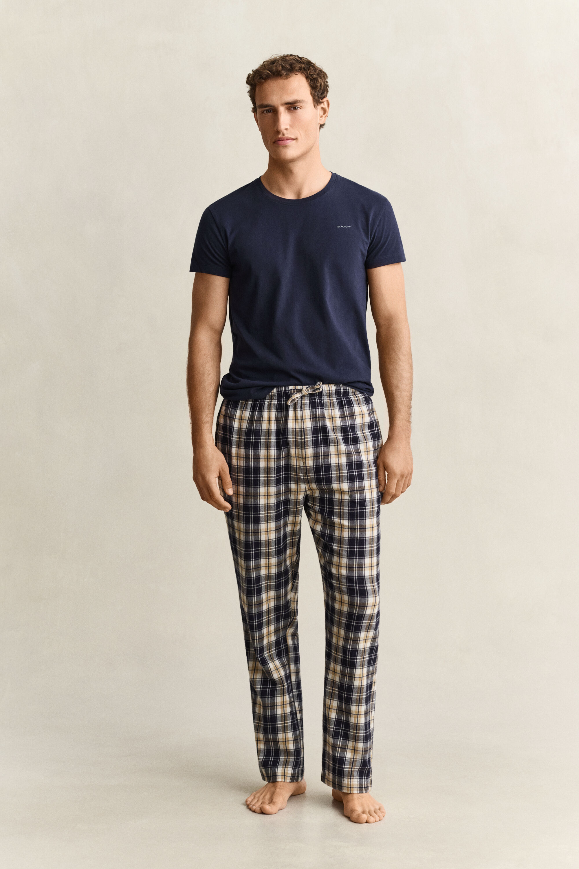 Calças de pijama com padrão de xadrez