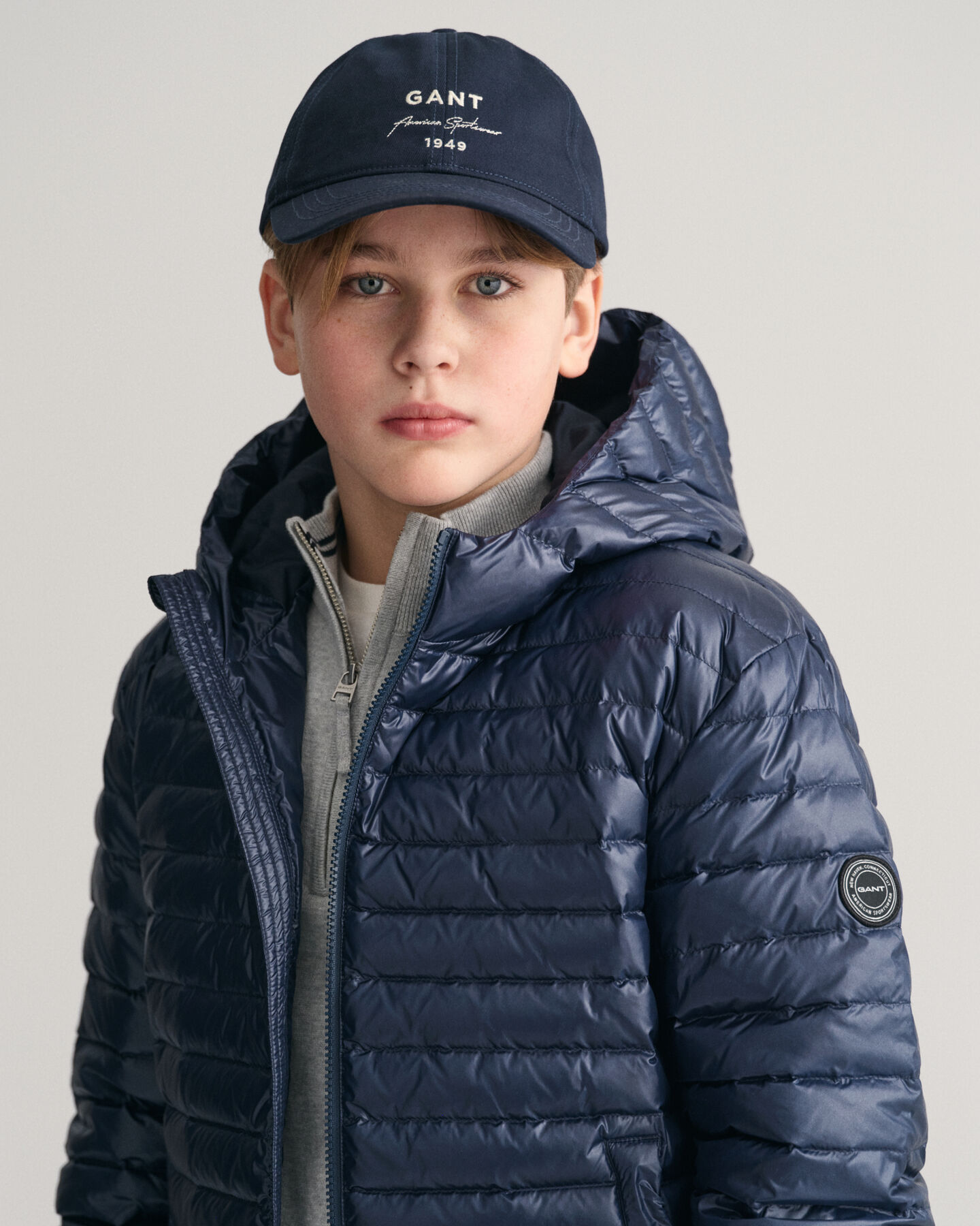 Blus&atilde;o de penas acolchoado leve e brilhante Teens