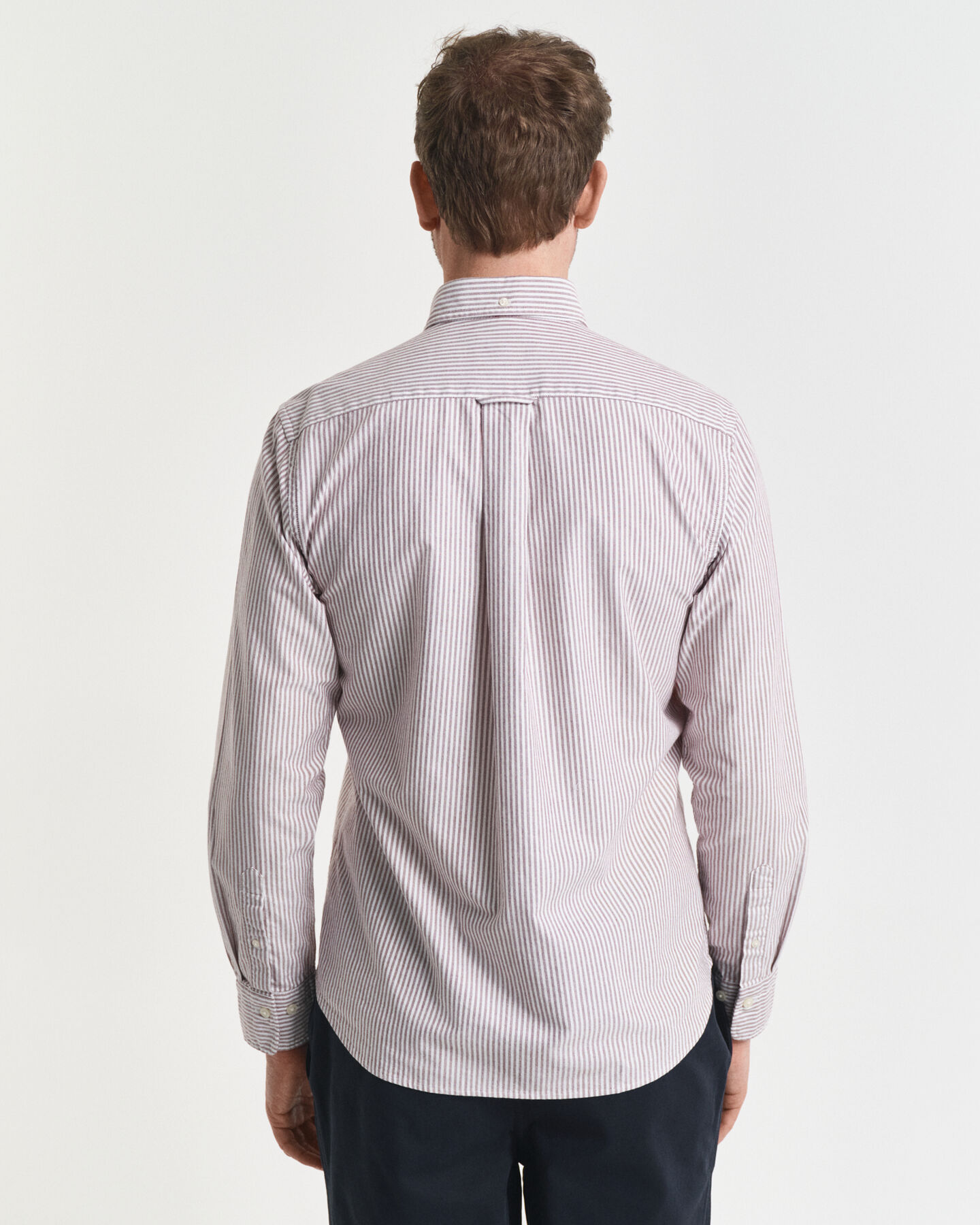 Camisa Oxford clássica com riscas finas regular fit