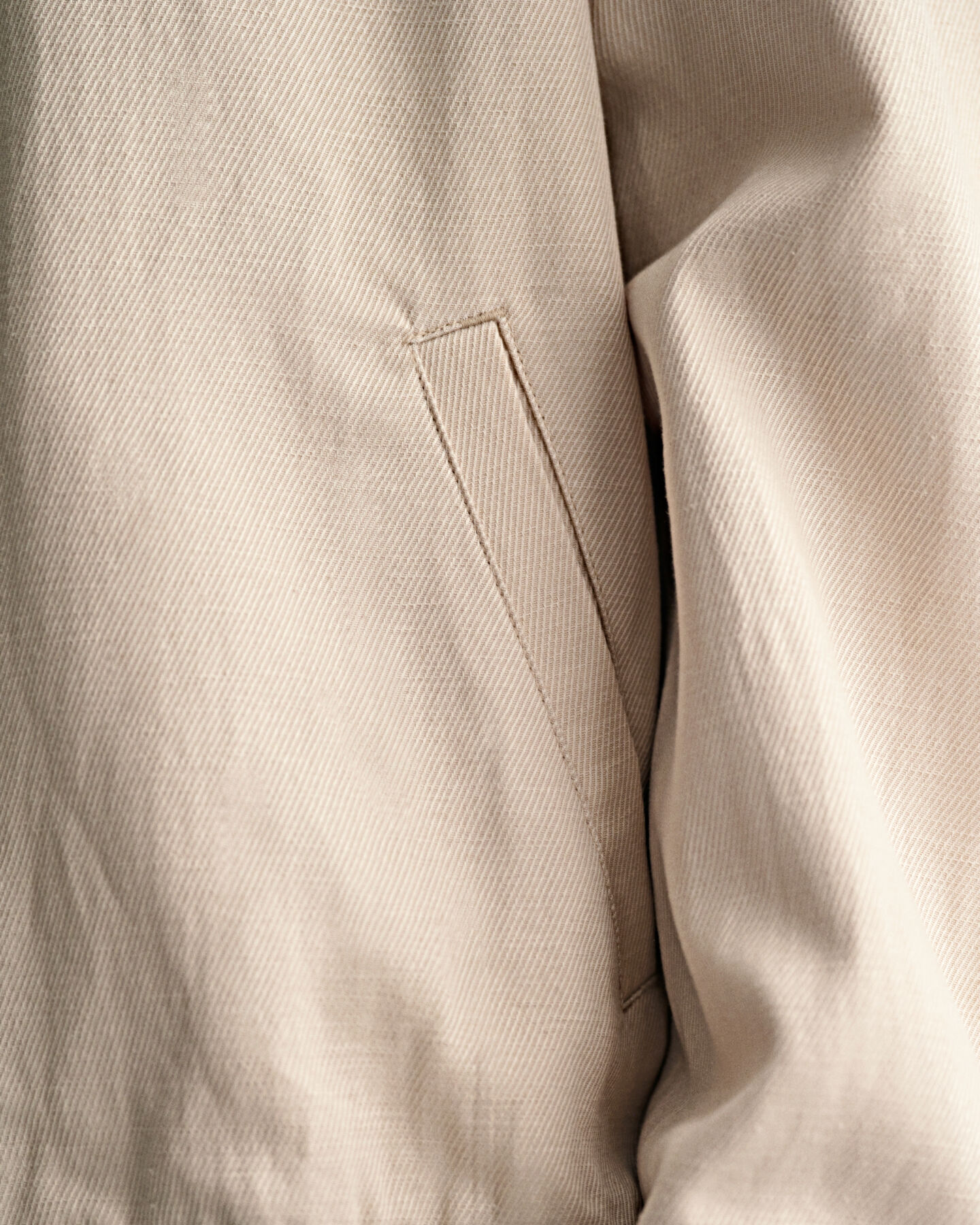 Casaco bomber em mistura de linho