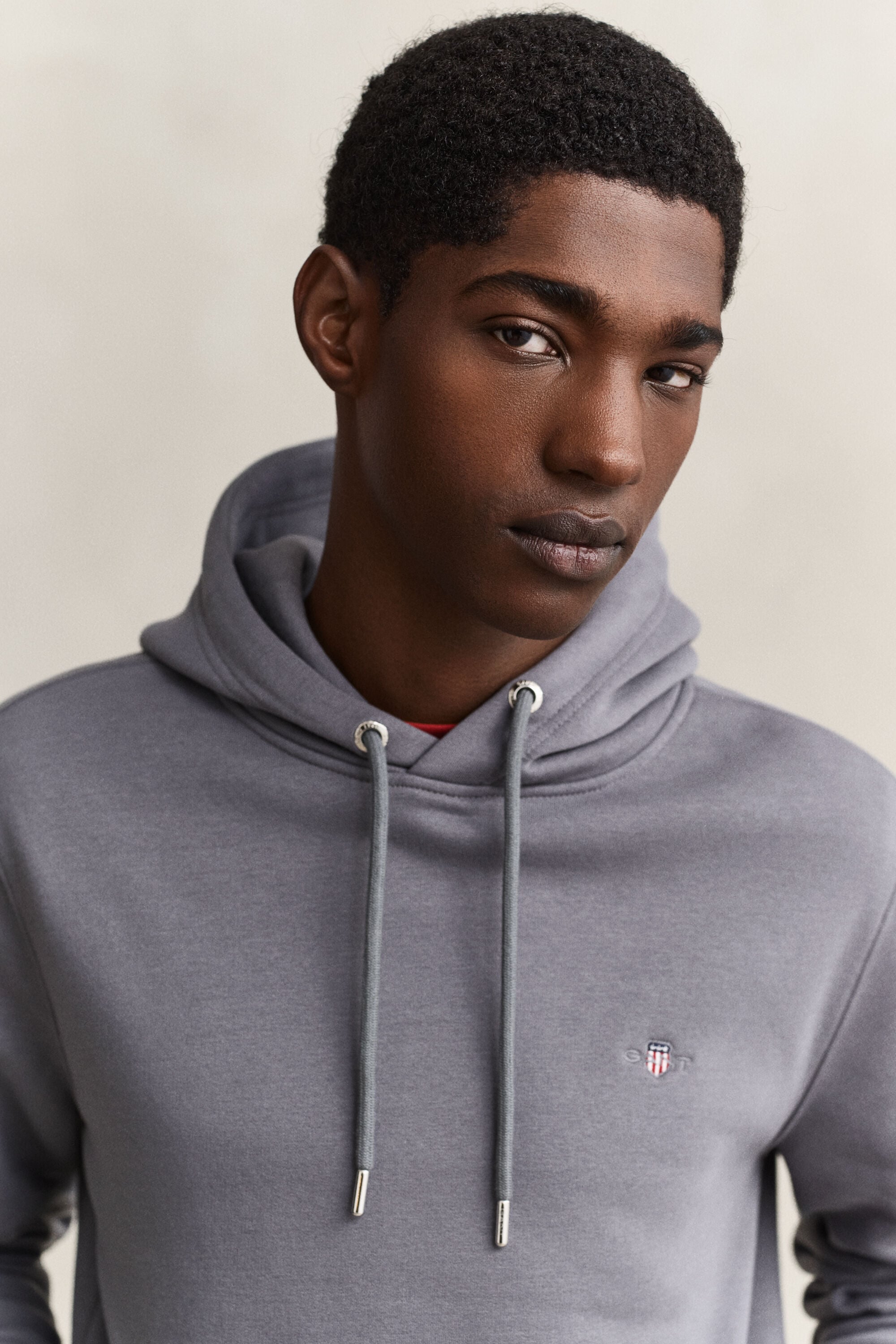 Sweatshirt com capuz Shield