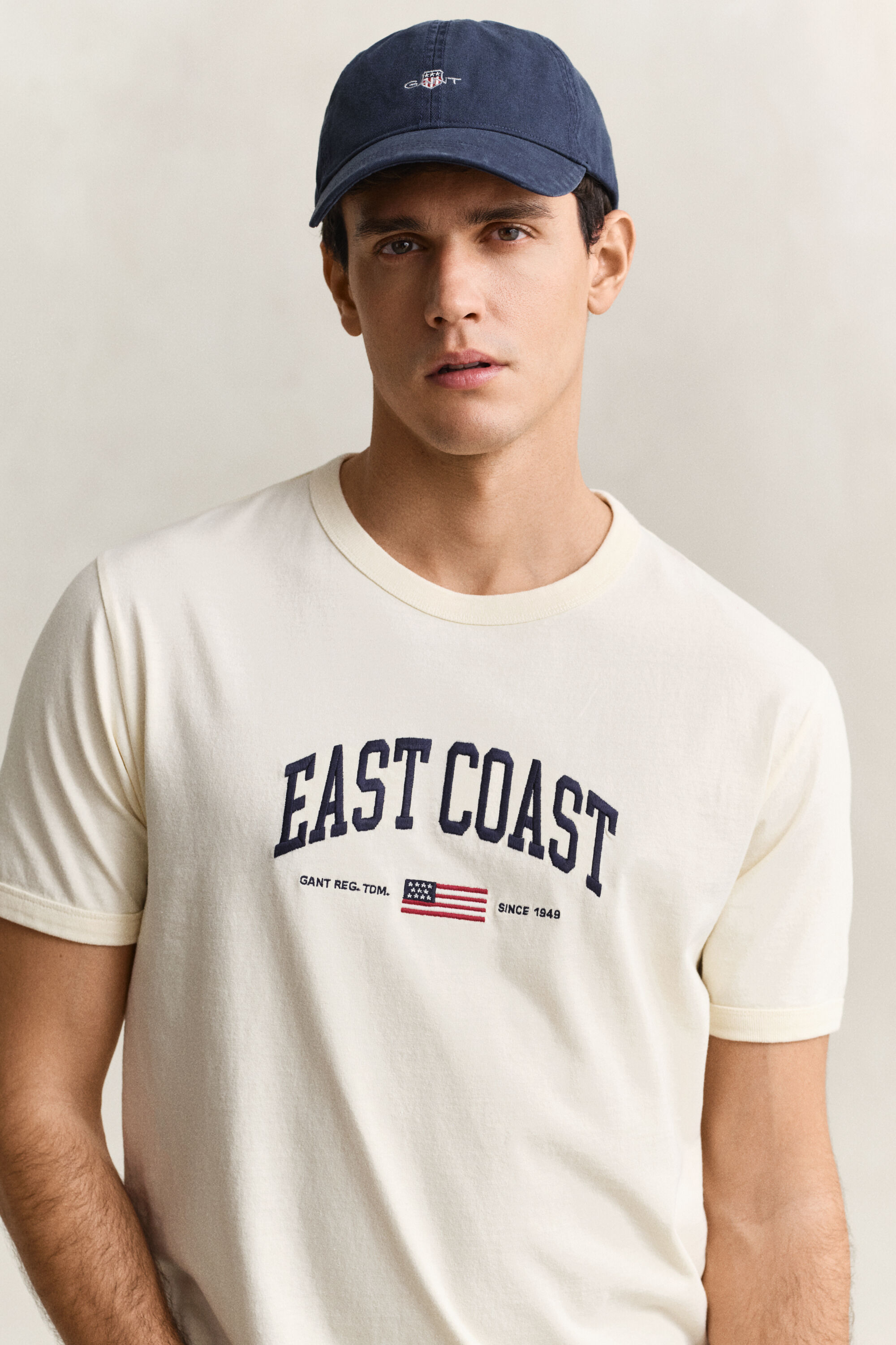 T-shirt com grafismo Spray