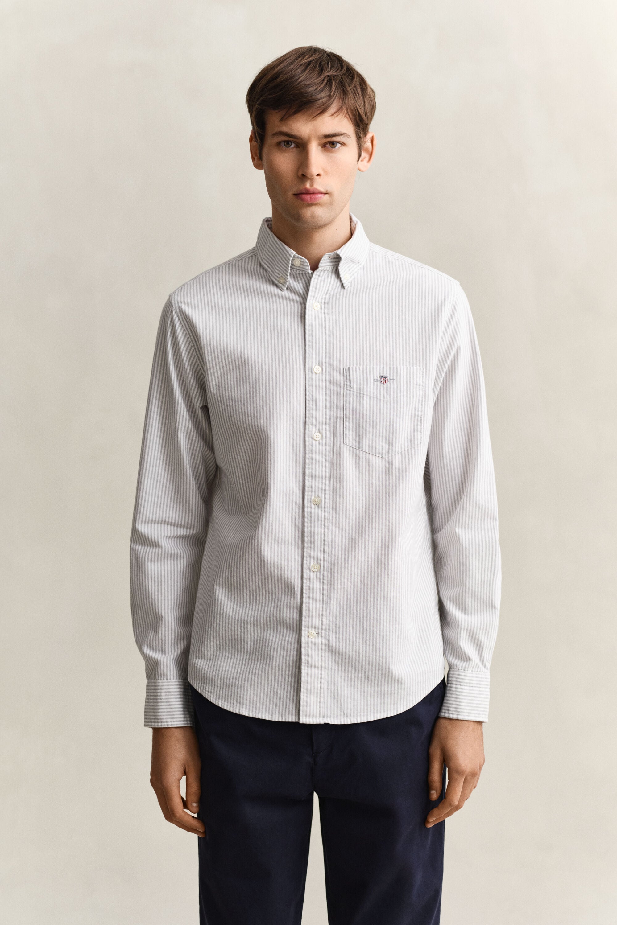Camisa Oxford às riscas finas Classic