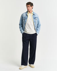 T-shirt com bordado em relevo