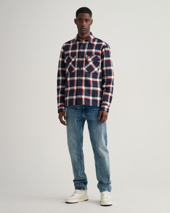 Sobrecamisa em flanela com padrão de xadrez