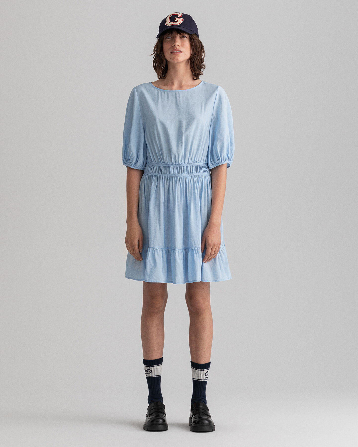 Vestido com mangas volumosas Flounce