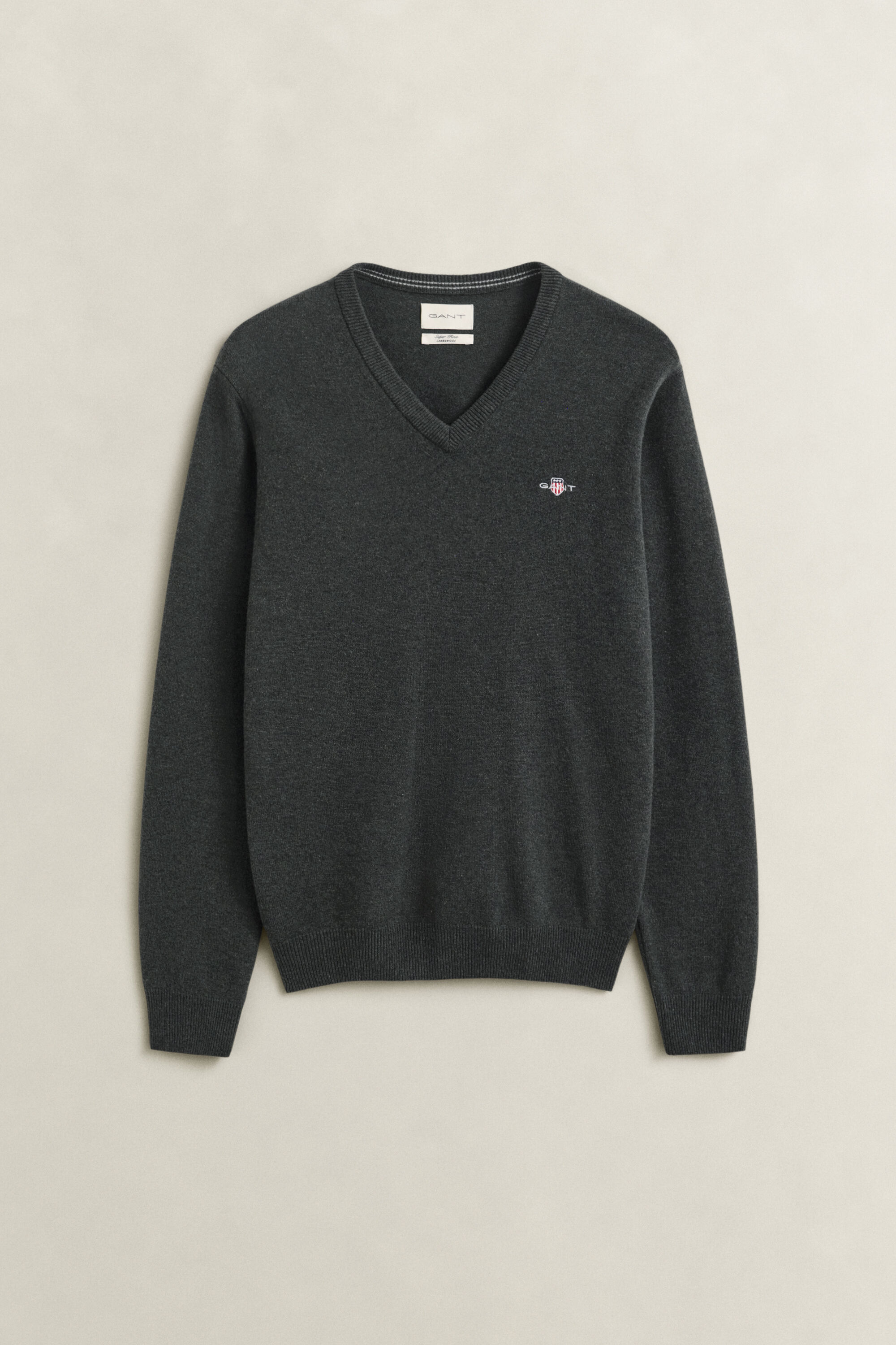 Pullover com decote em V em lã