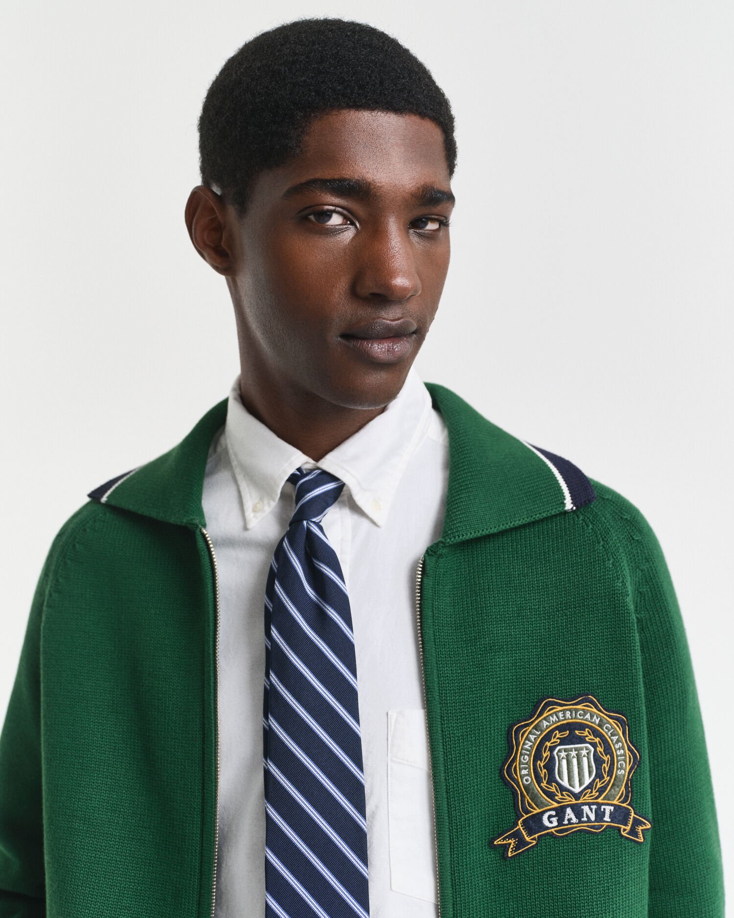 Casaco de malha com fecho de correr e grafismo GANT 1949