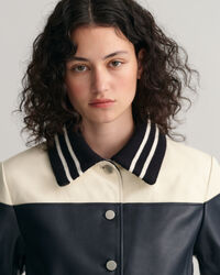 Casaco em pele com bloco de cor