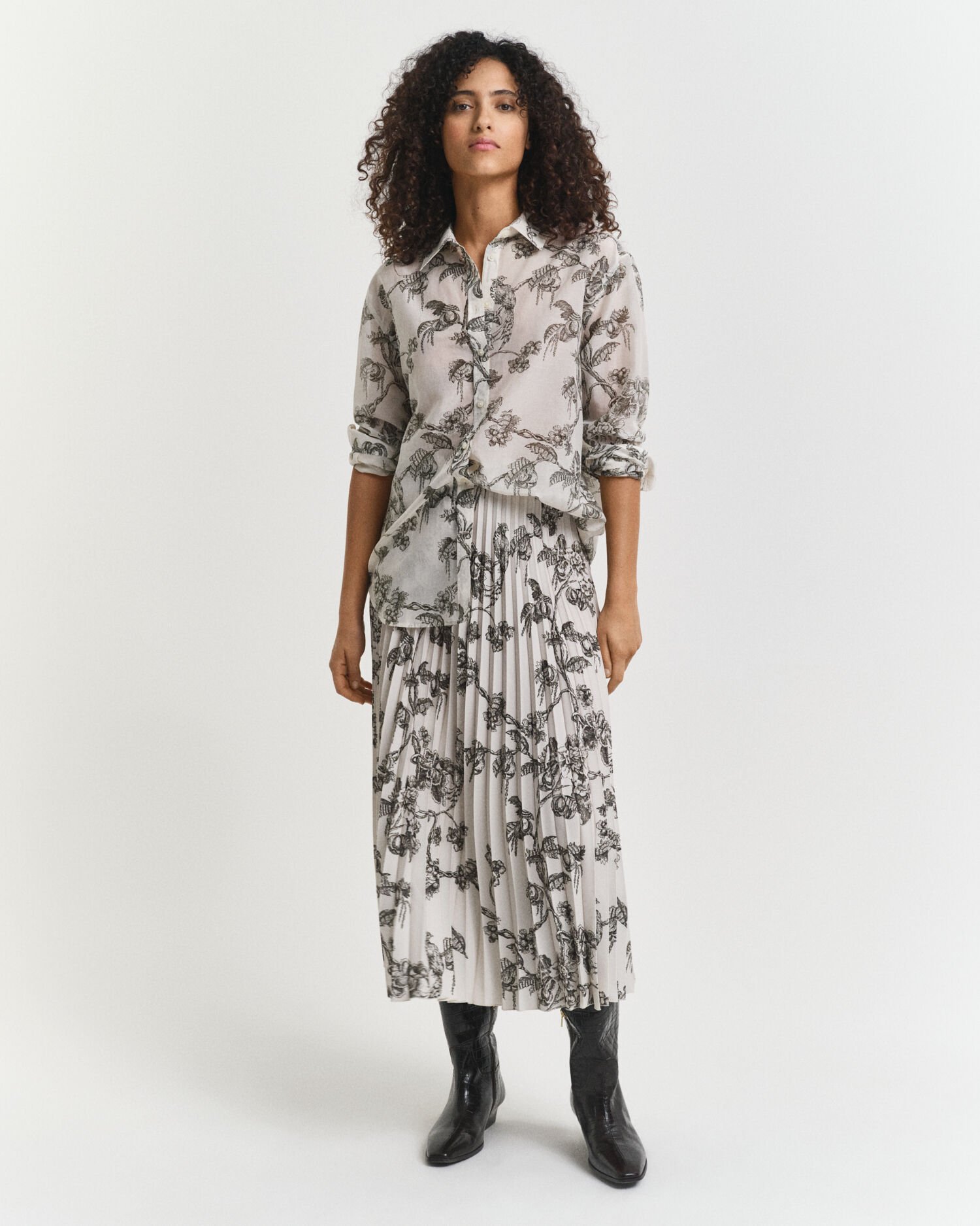 Saia de comprimento médio com pregas e estampado Tree