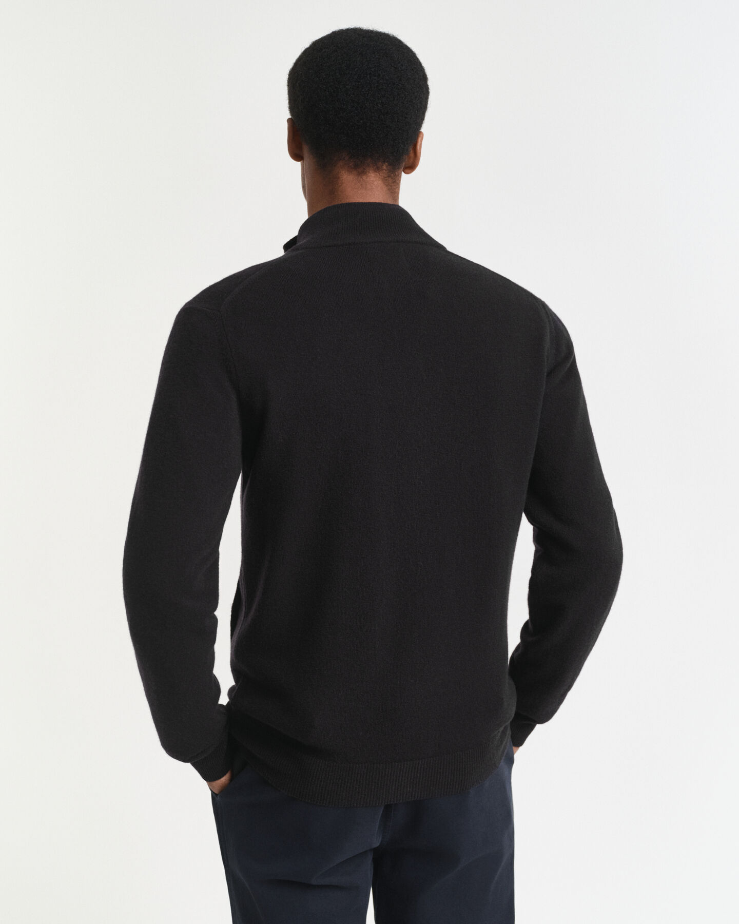 Casaco de malha com fecho em lã extrafina