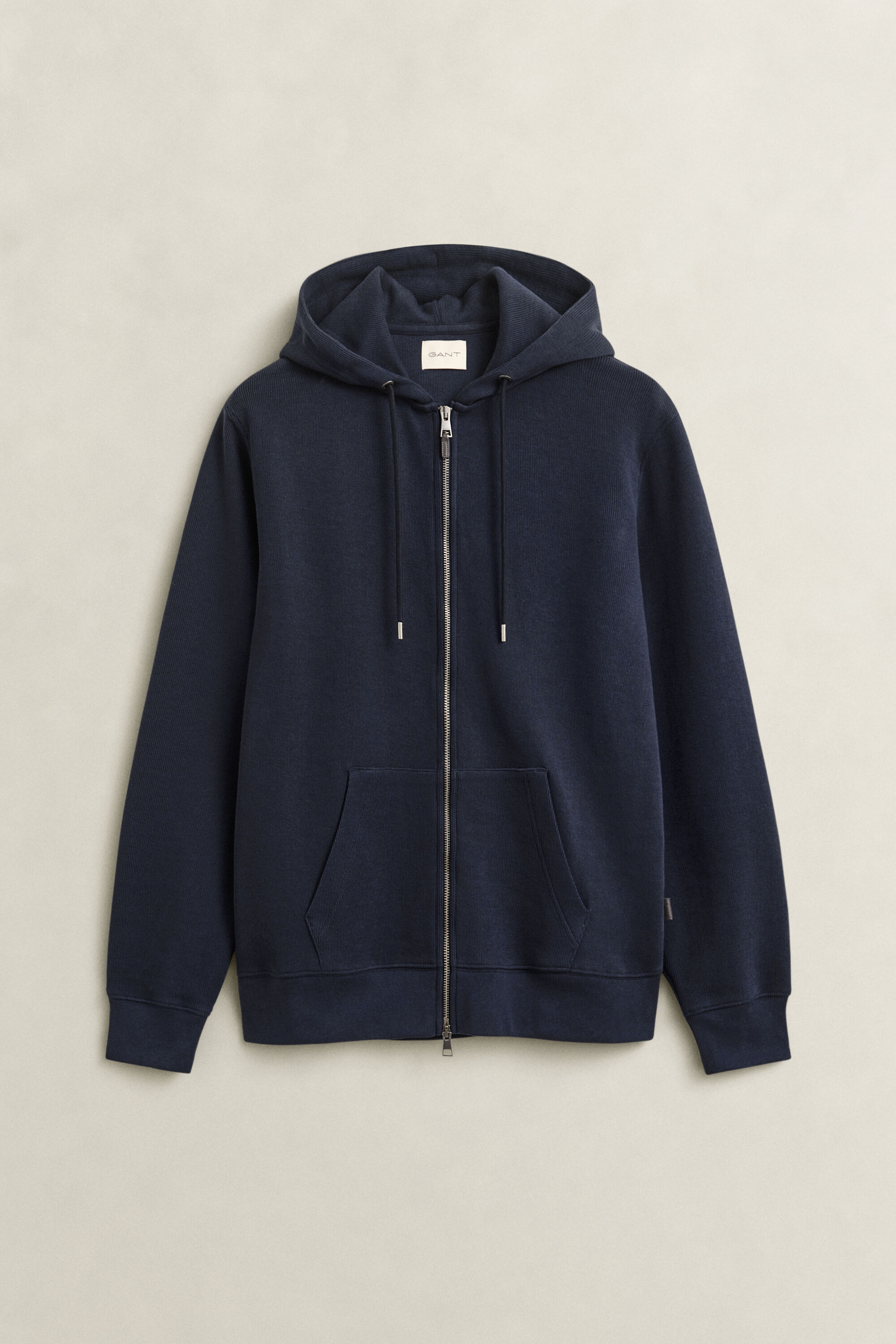 Sweatshirt com capuz e fecho de correr