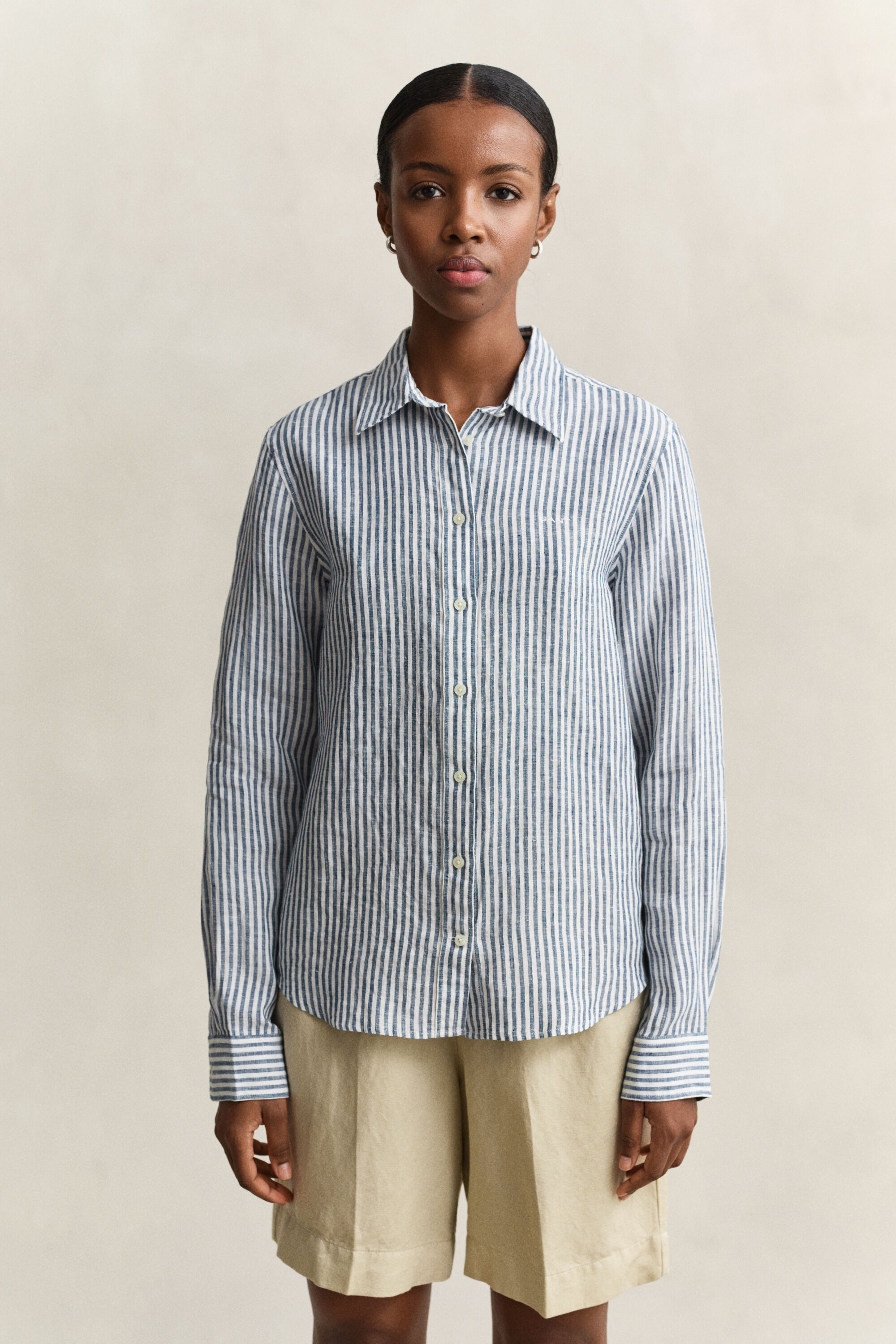 Camisa de linho às riscas regular fit