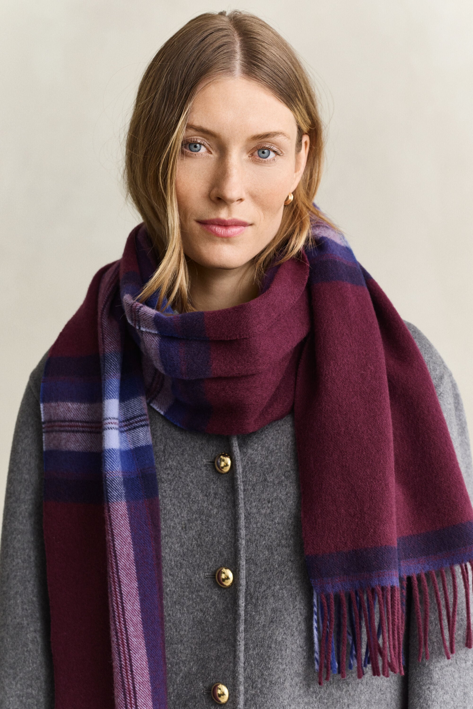 Cachecol em lã com padrão Tartan