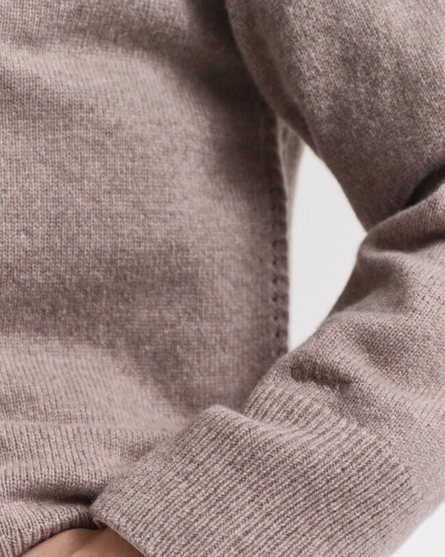 Camisola de malha em mistura de caxemira e lã suave com decote redondo