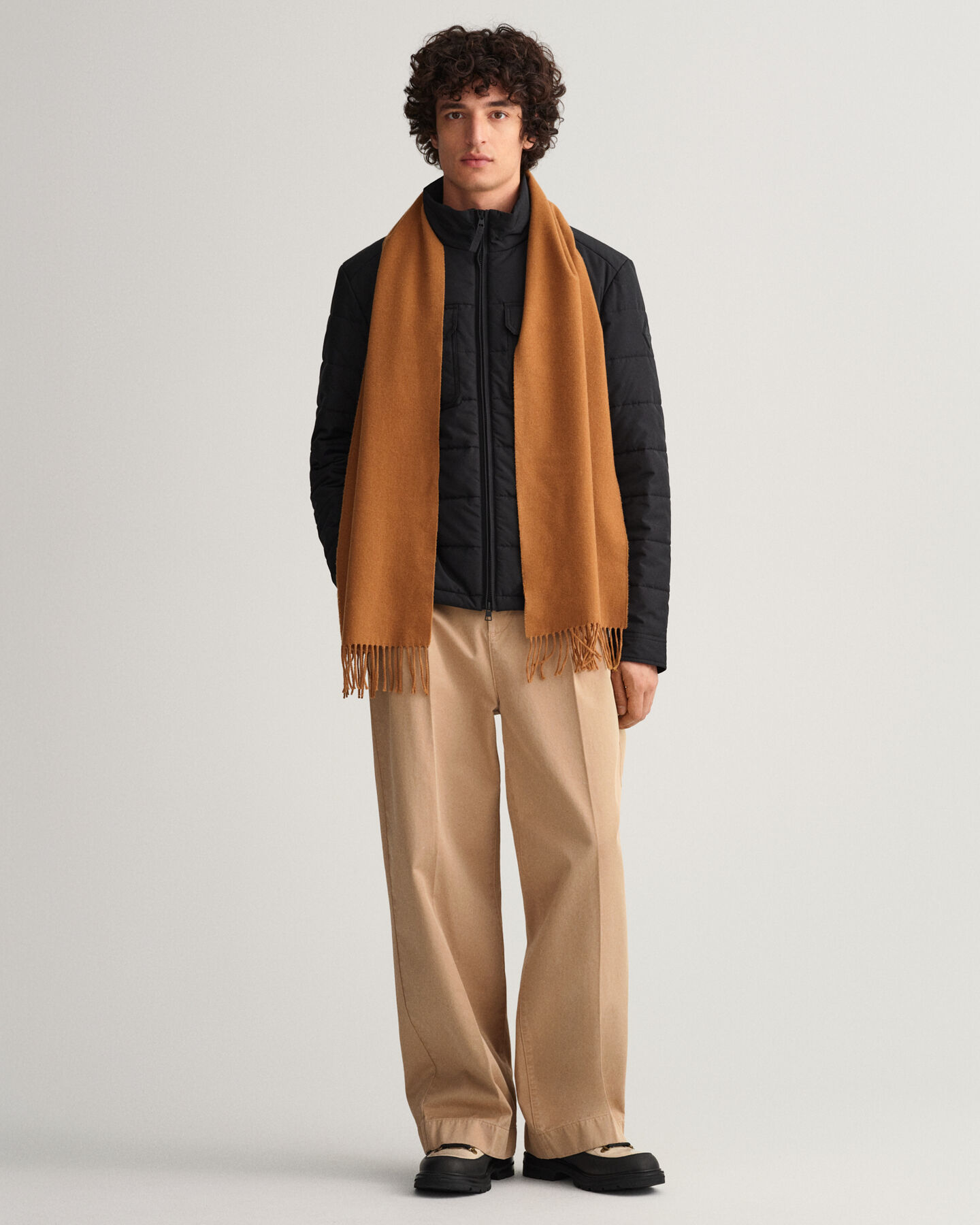 Cachecol liso em lã