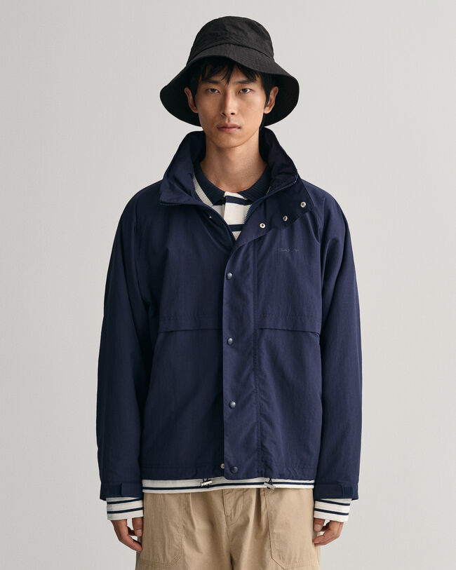 Casaco com mangas raglan