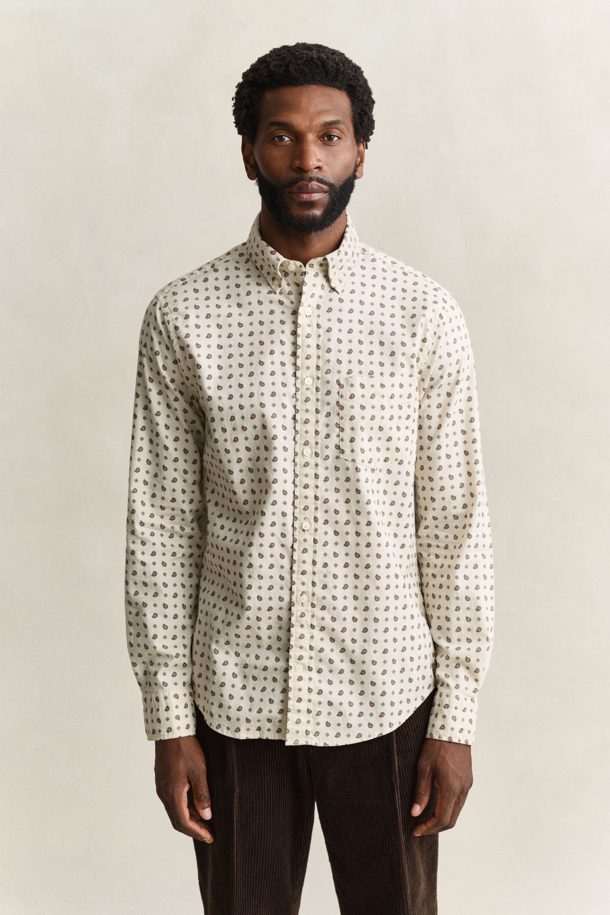 Camisa de sarja com padrão Paisley