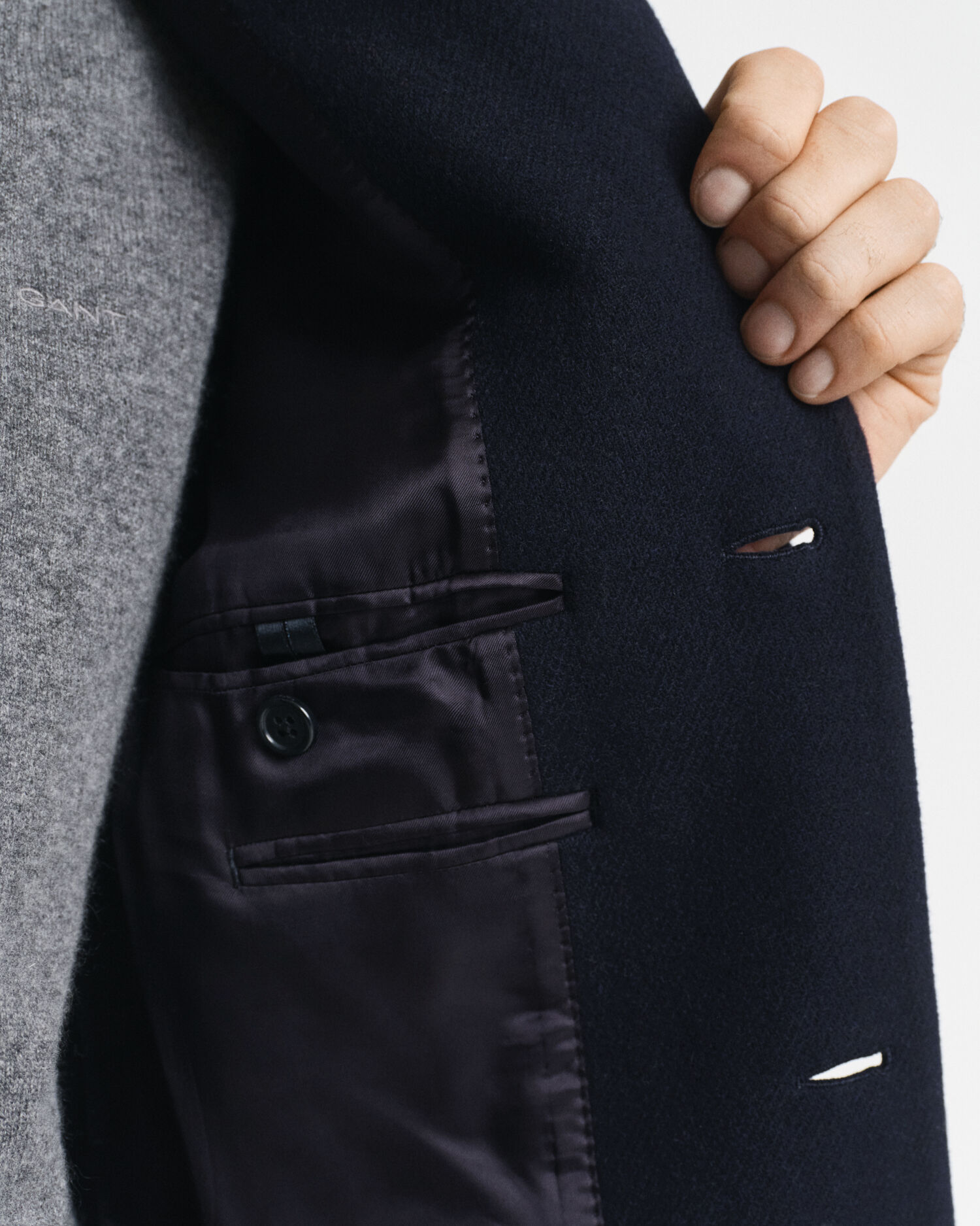 Sobretudo clássico em lã