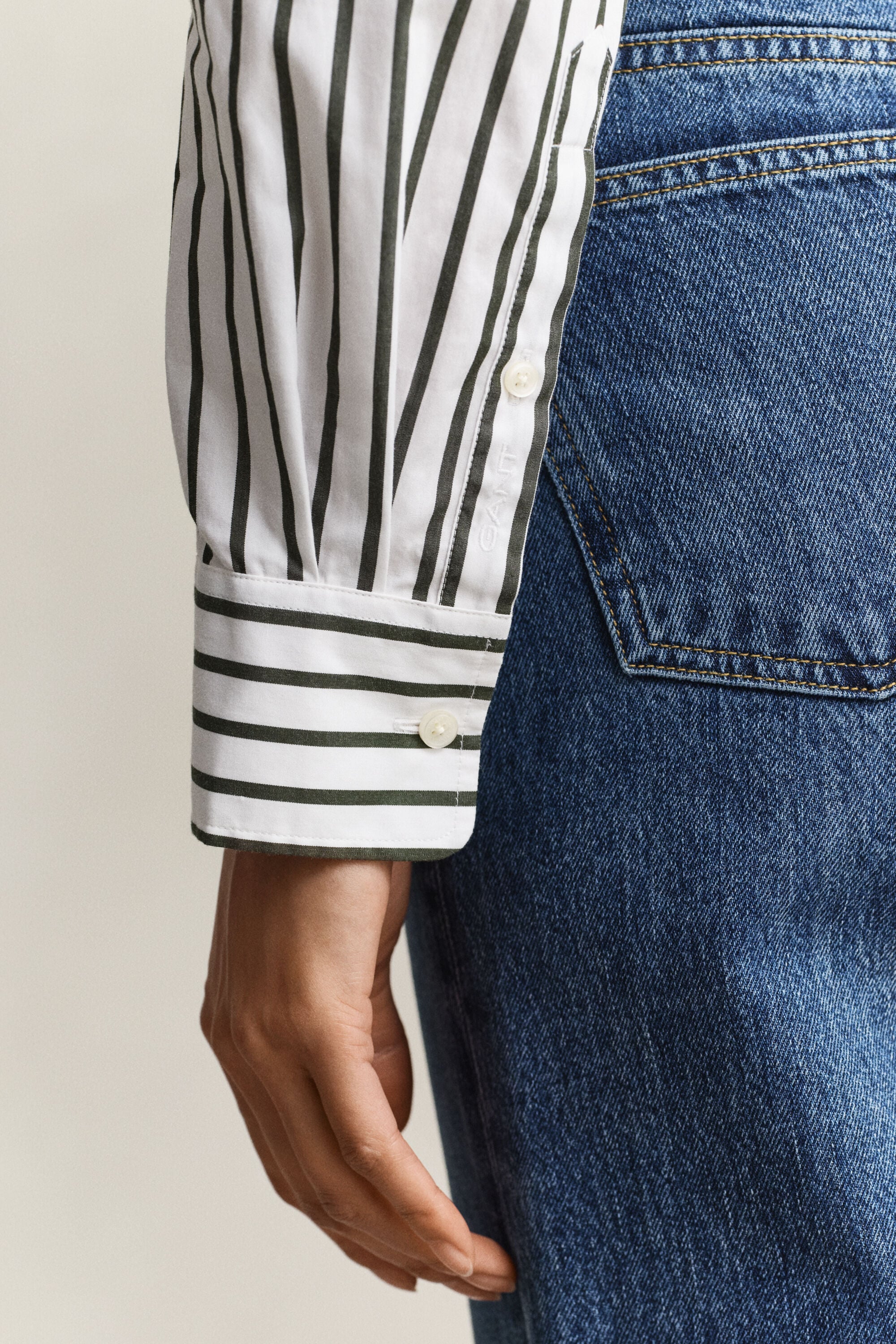 Camisa em popelina às riscas Classic relaxed fit