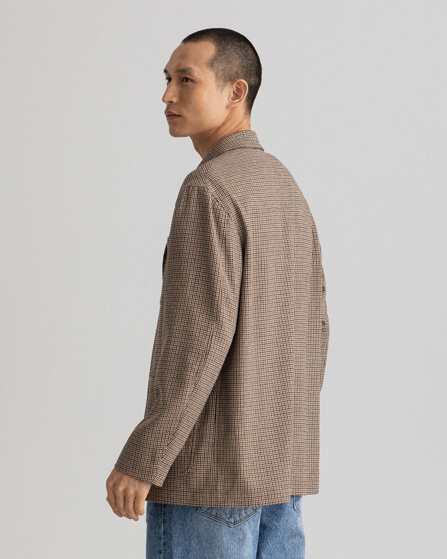 Casaco com padr&atilde;o de xadrez e pormenor franzido