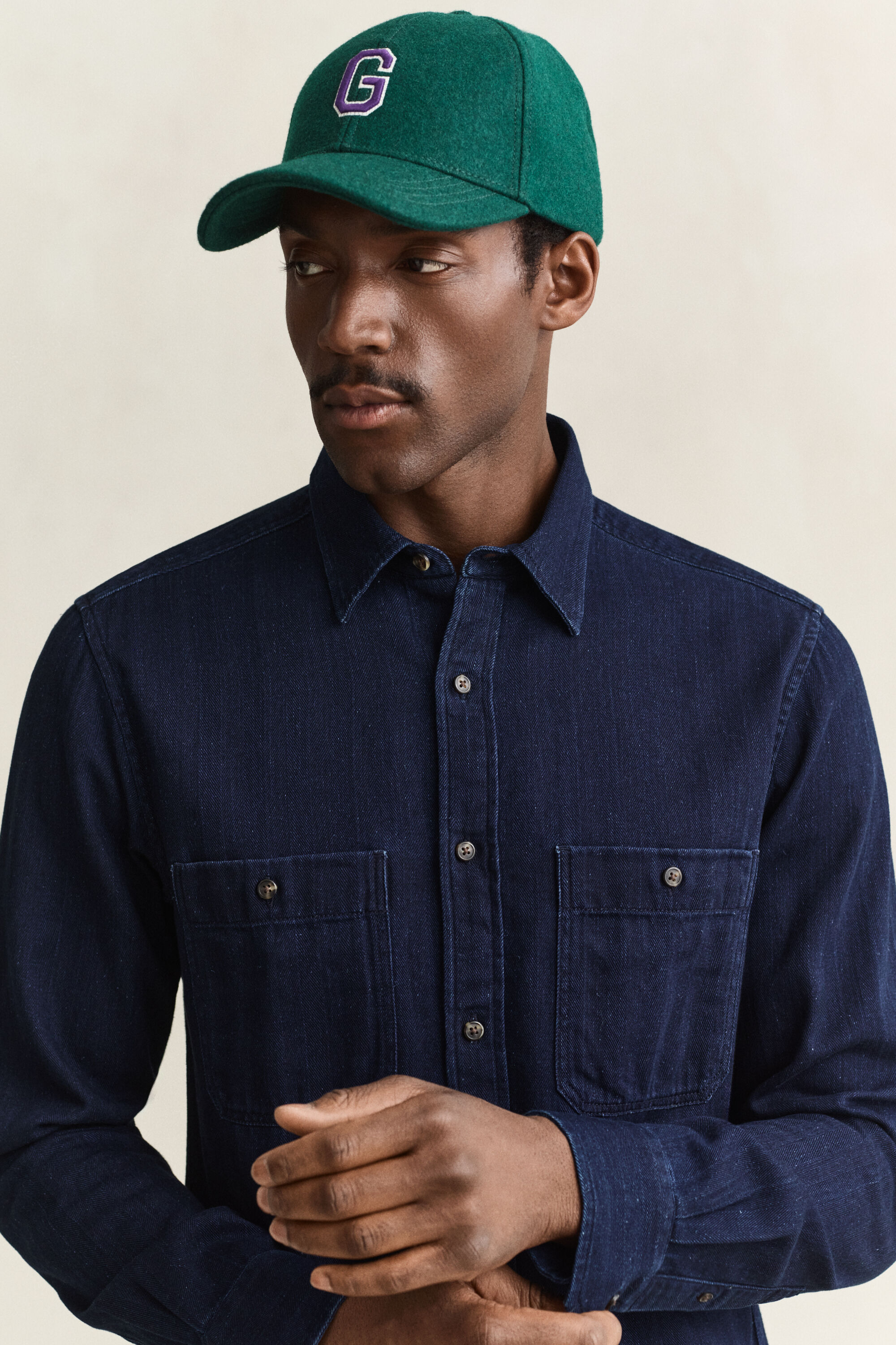 Camisa com padrão espinha de peixe índigo