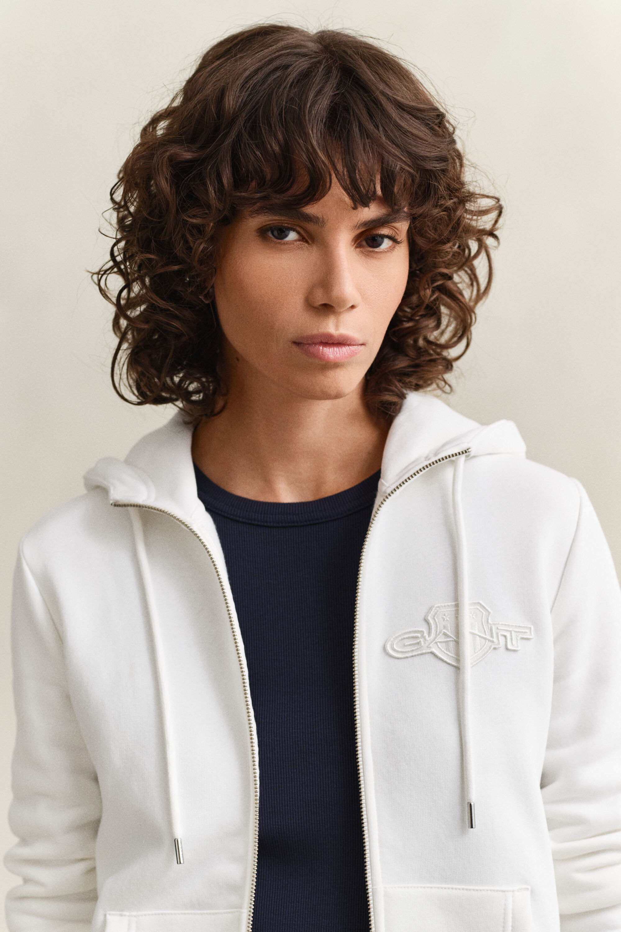 Sweatshirt com capuz e fecho Tonal Shield