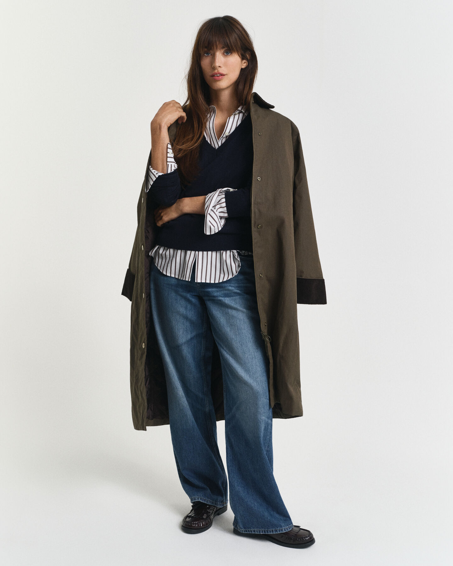 Pullover com decote em V em lã de merino extrafina