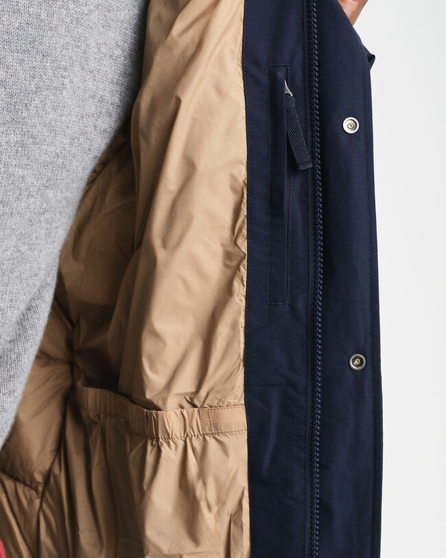 Blusão de penas de comprimento médio grosso