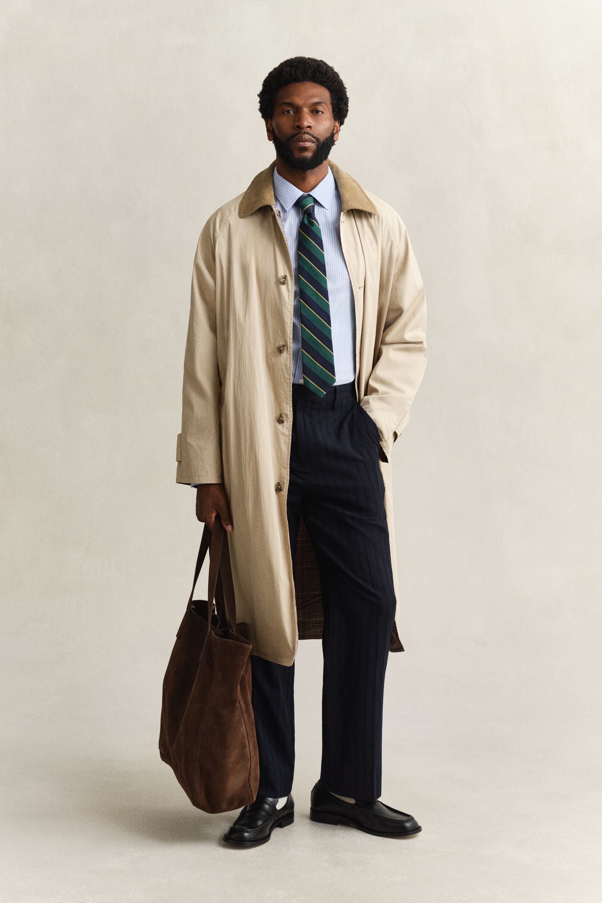 Camisa às riscas em popelina e elastano