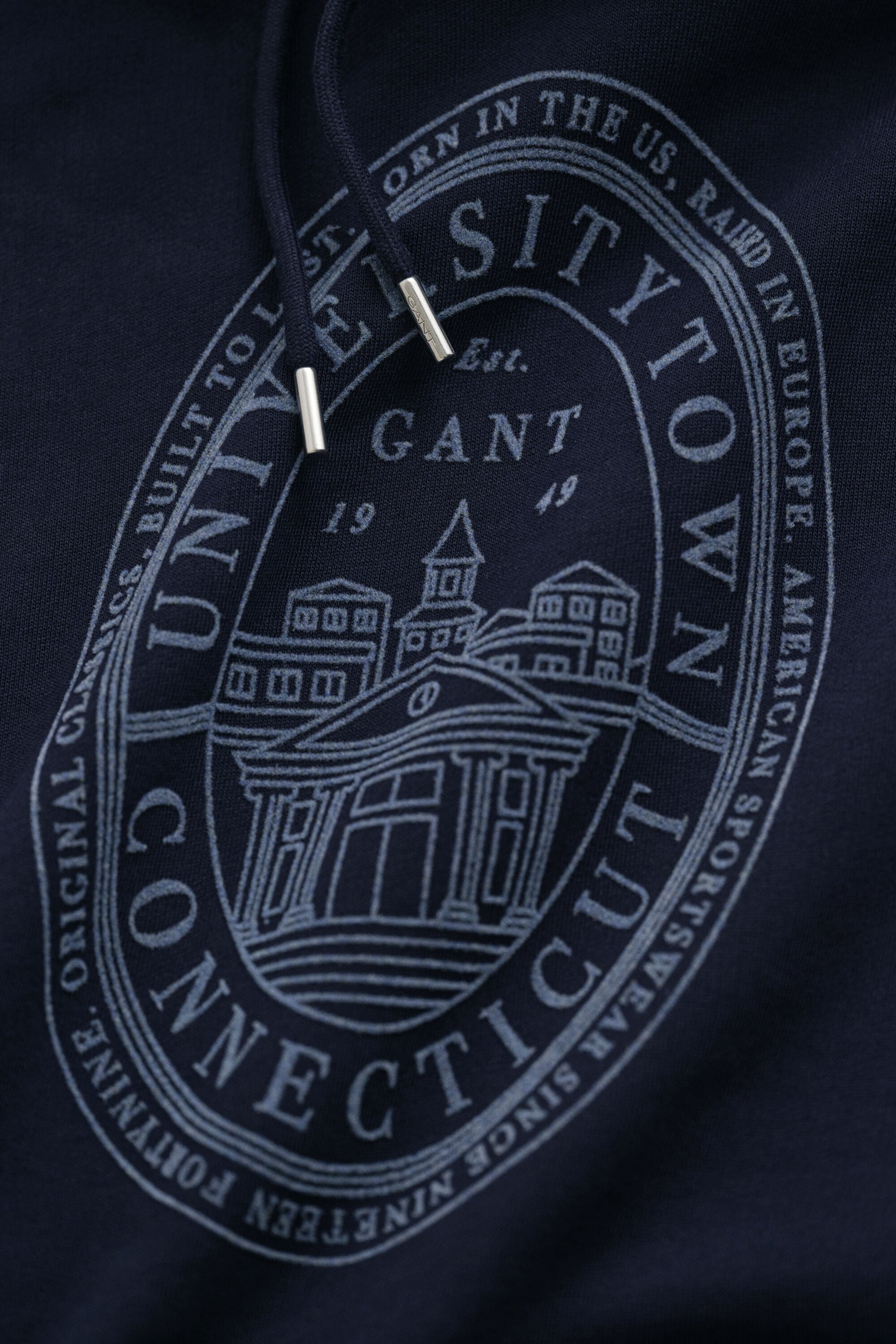 Sweatshirt com capuz e grafismo sazonal