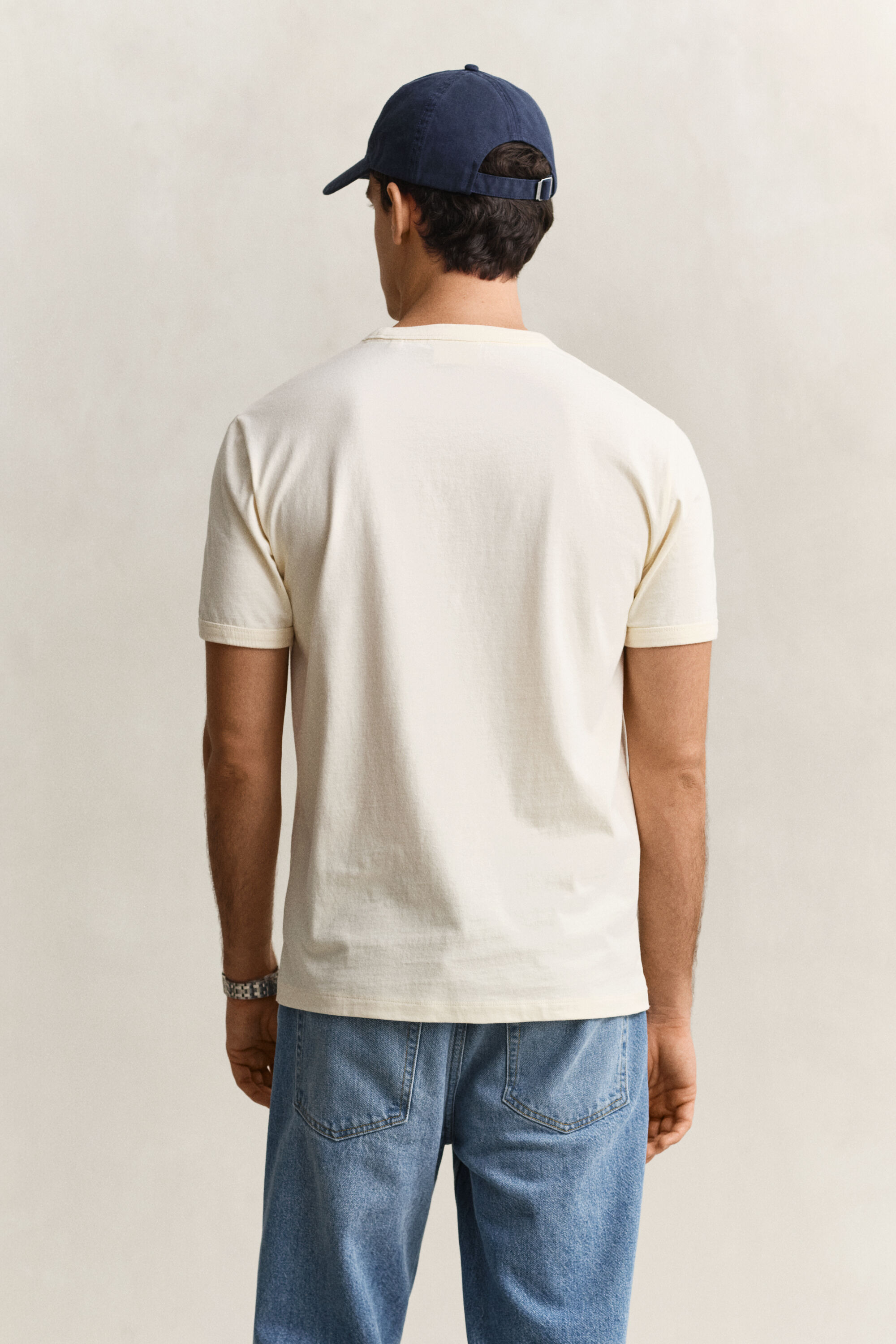 T-shirt com grafismo Spray