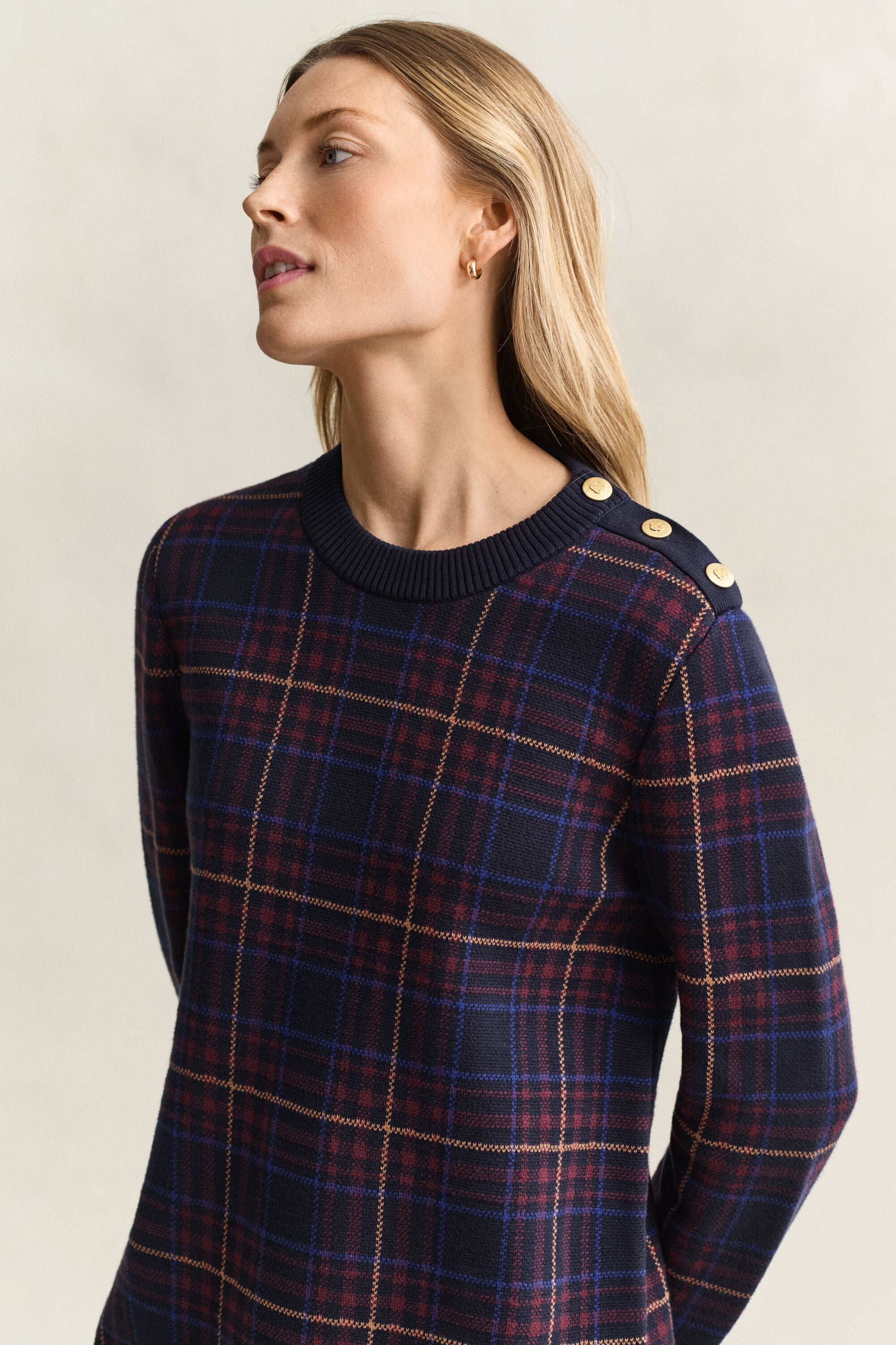 Vestido de malha com padrão de xadrez
